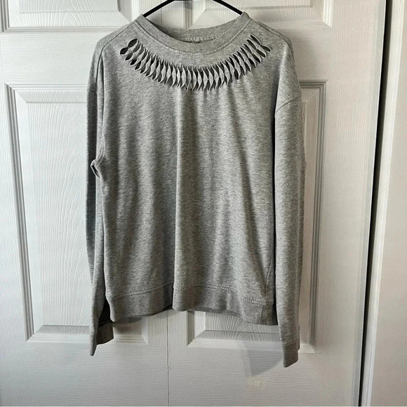Victoria Sport Sweatshirt Womens Size Sm/P Cutout Long Sleeve Gray - Picture 1 of 4